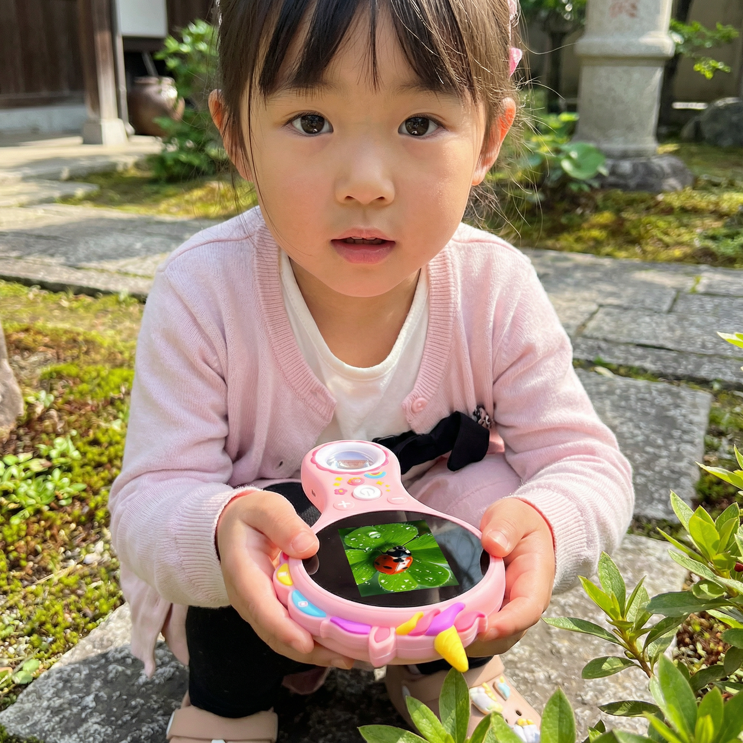 子ども用ビデオ顕微鏡(画面付き)– 小さな探検家のためのモバイル研究ツール