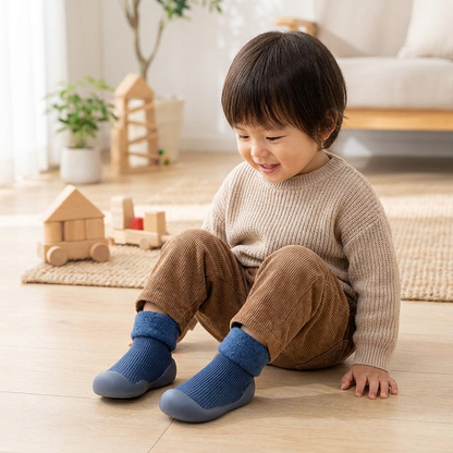 赤ちゃん用あったか歩行練習ソックスシューズ 柔らかく滑りにくいソール付き