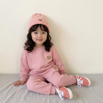 刺繍入りくま柄スウェットシャツとお揃いのスウェットパンツのベビー服セット
