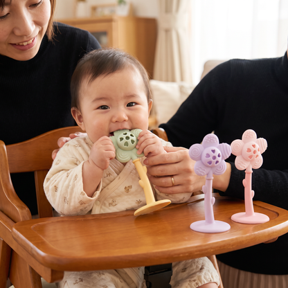 吸盤付き 2-in-1 ひまわり型ベビー歯固め＆ラトル