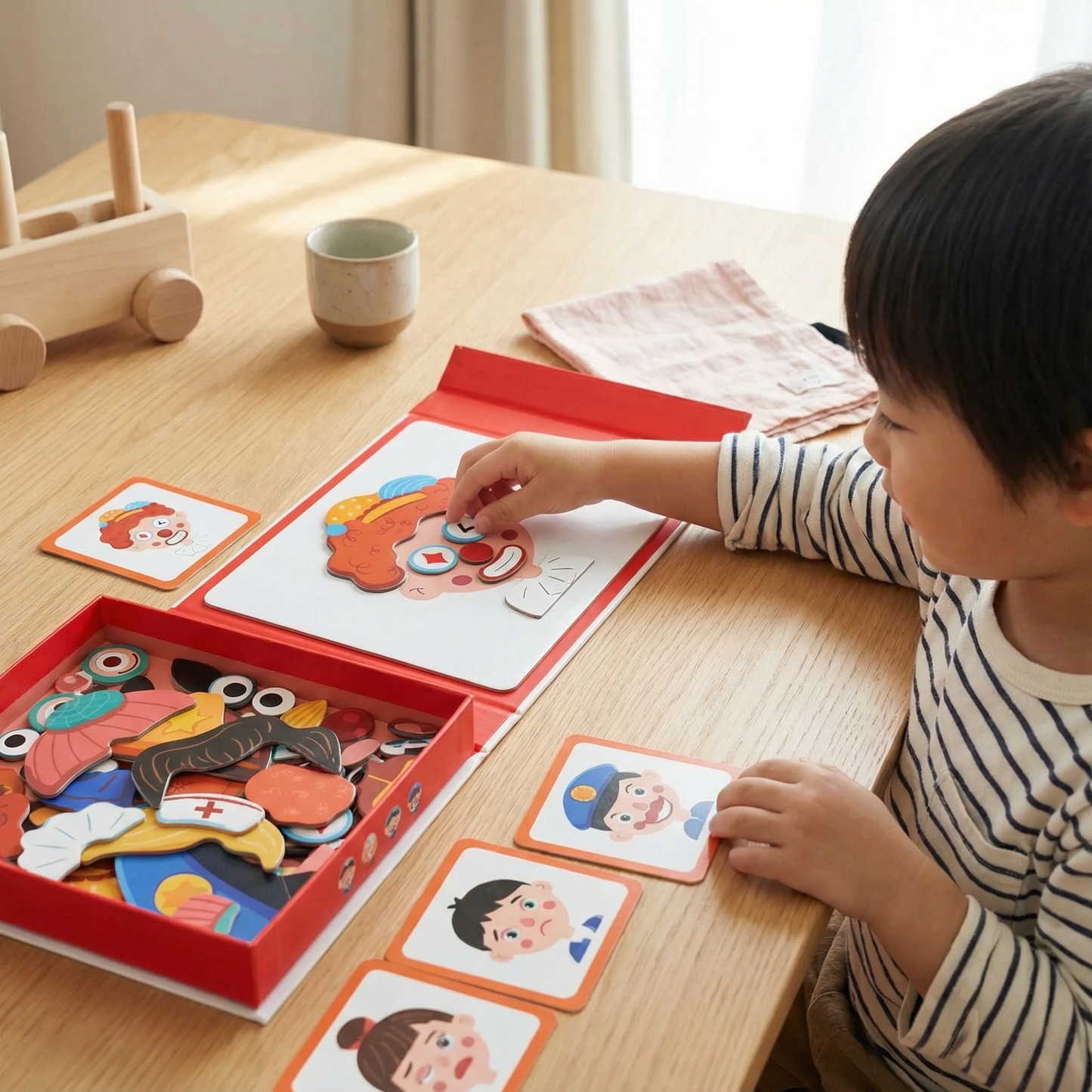 子供用教育的表情学習パズル