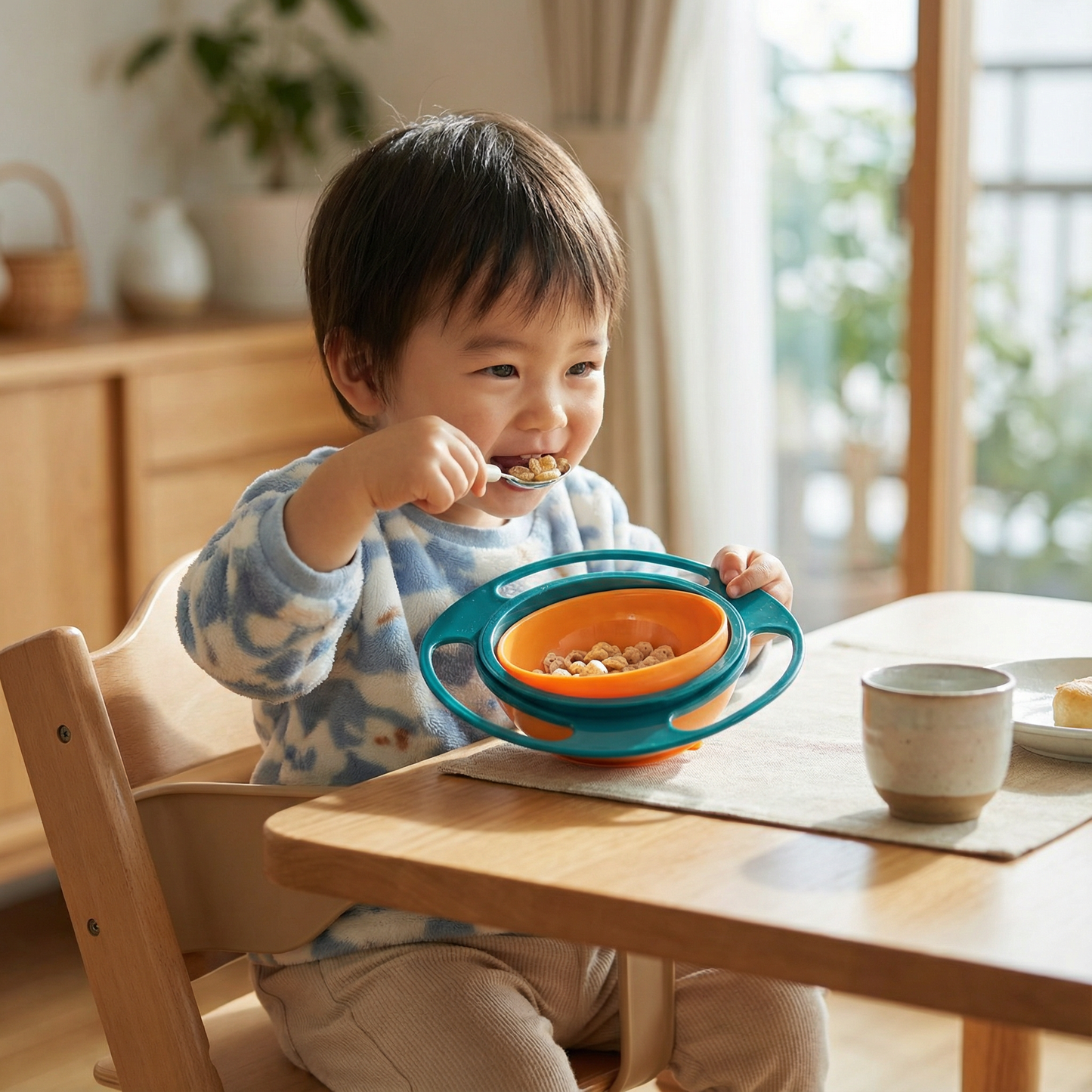 こぼれにくいベビーボウル – 食べこぼしなし